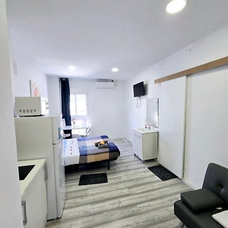Apartamento Metro Manises Y Aeropuerto Екстер'єр фото