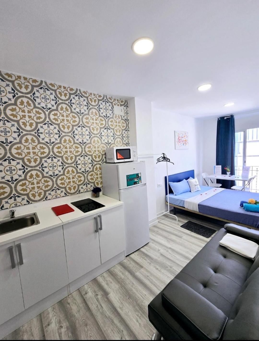 Apartamento Metro Manises Y Aeropuerto Екстер'єр фото